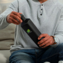 Barker Vacuum Bottle+in use