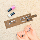 Manicure Set Cork+in use