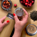 NATURA Bamboo Vacuum Bottle+in use