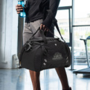 Swiss Peak Weekend Sport Bag+in use